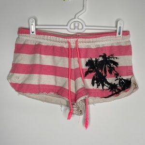 🔹 OP M mini shorts